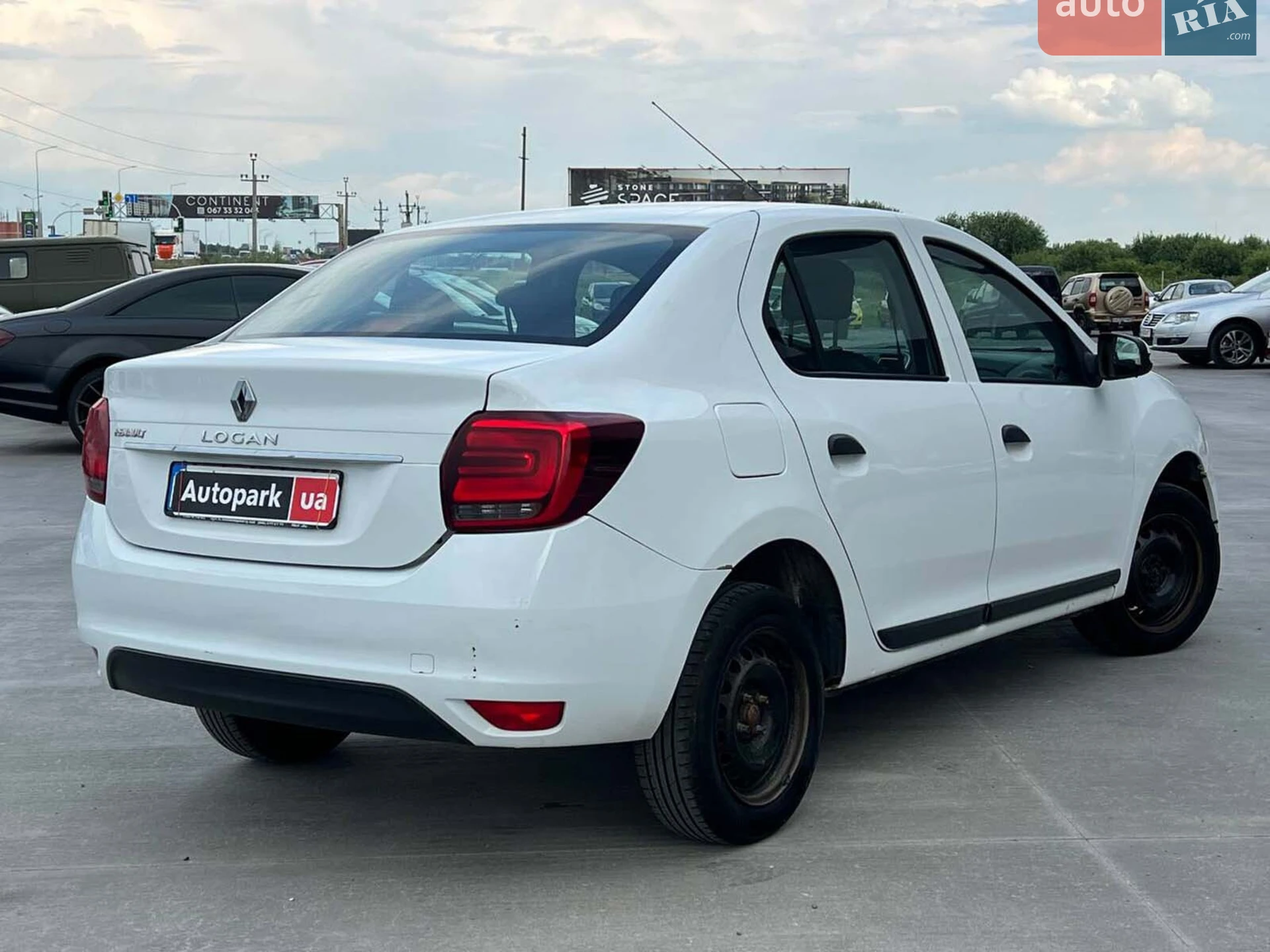 2019 Renault Logan - мініатюра 8