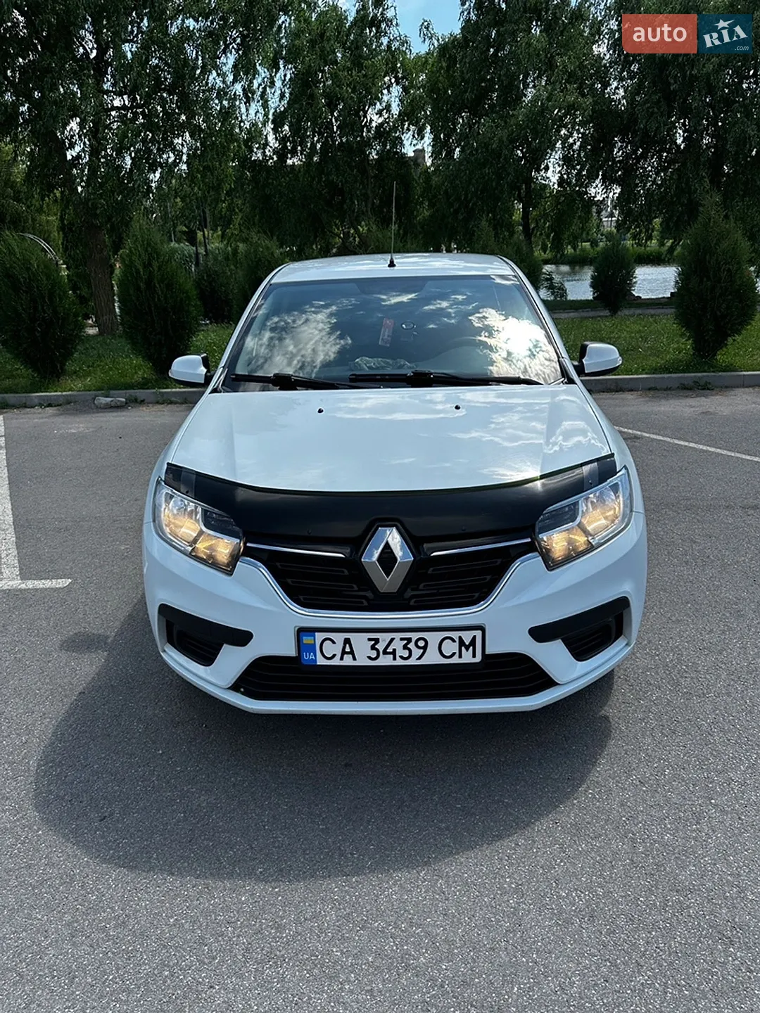 2019 Renault Logan - фото 1