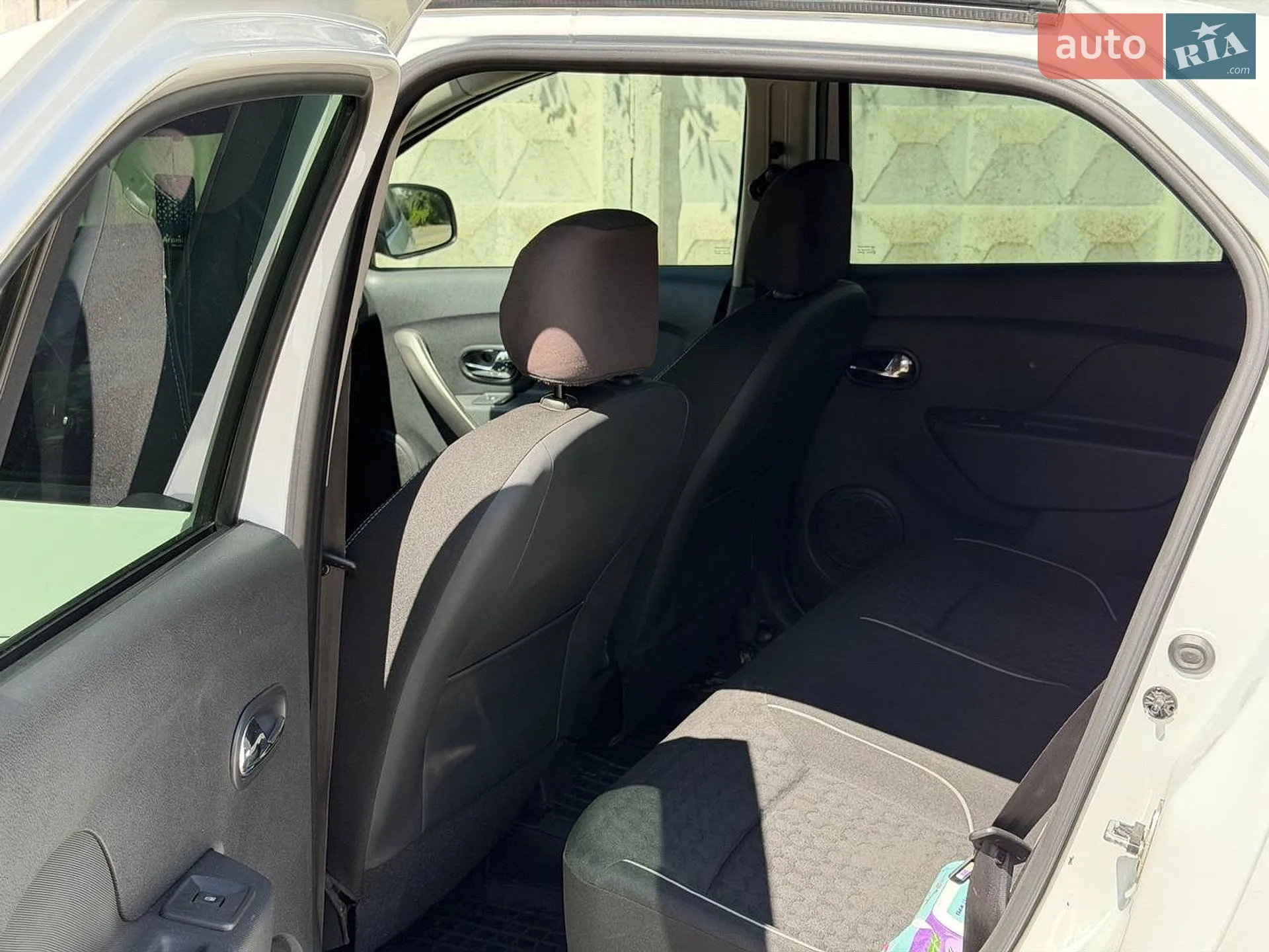 2013 Renault Logan - мініатюра 12