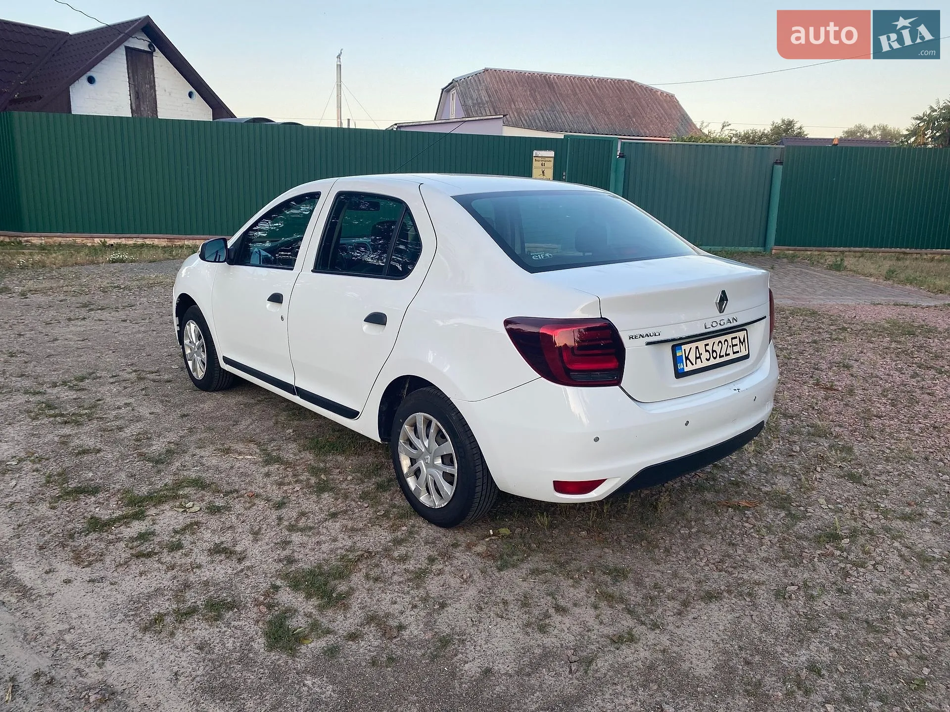 2017 Renault Logan - мініатюра 3