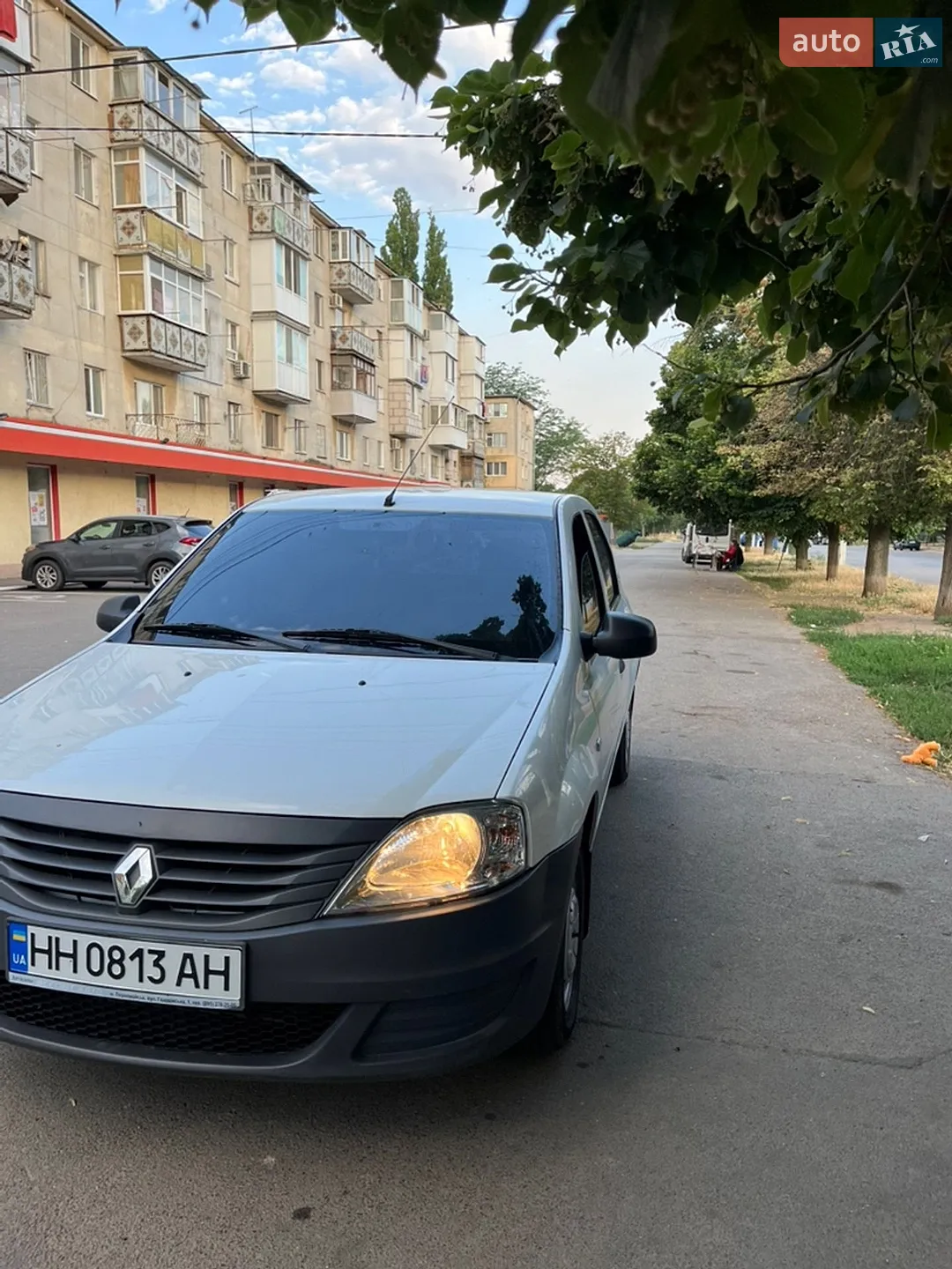 2012 Renault Logan - мініатюра 5