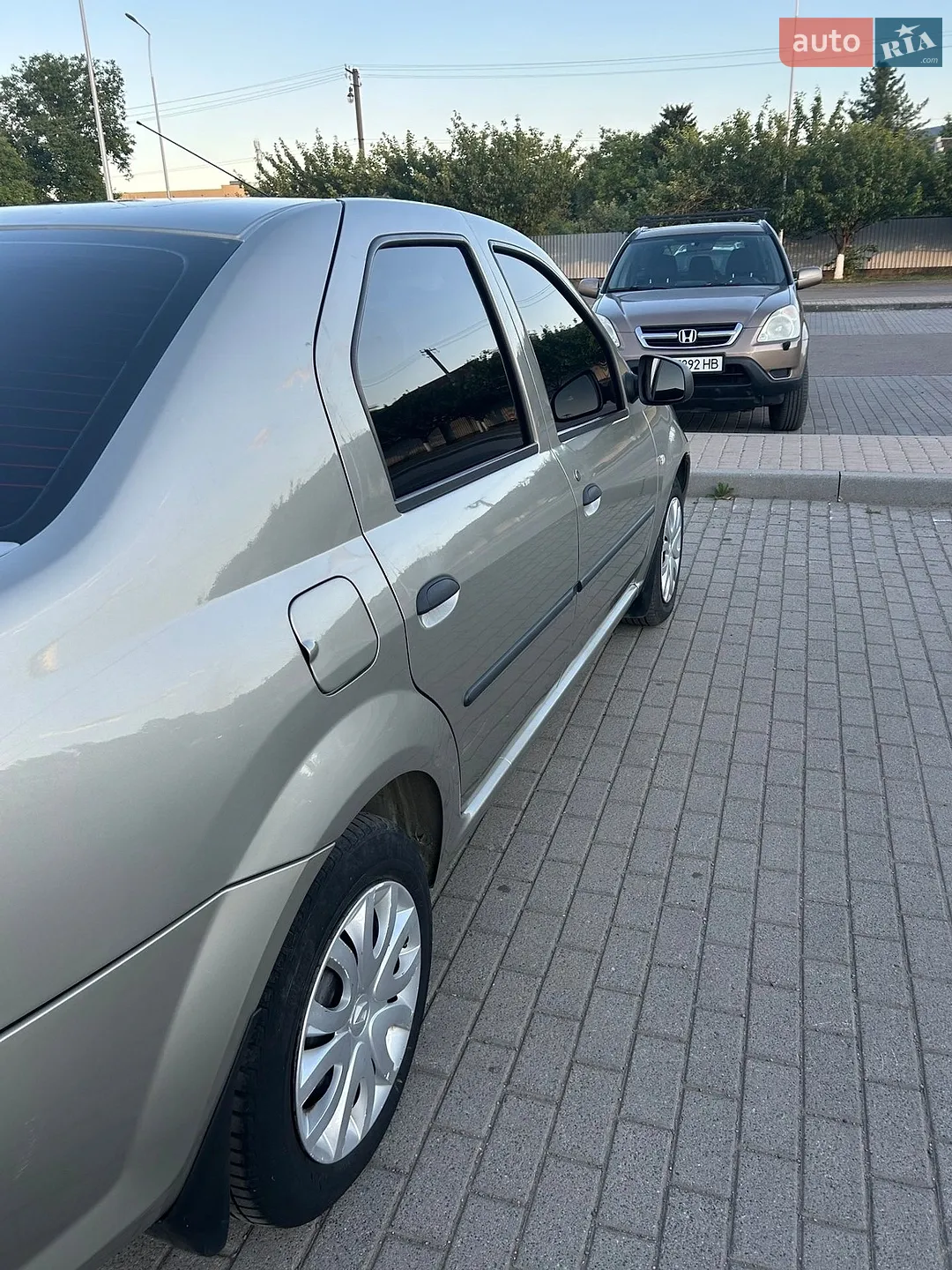 2010 Renault Logan - мініатюра 4