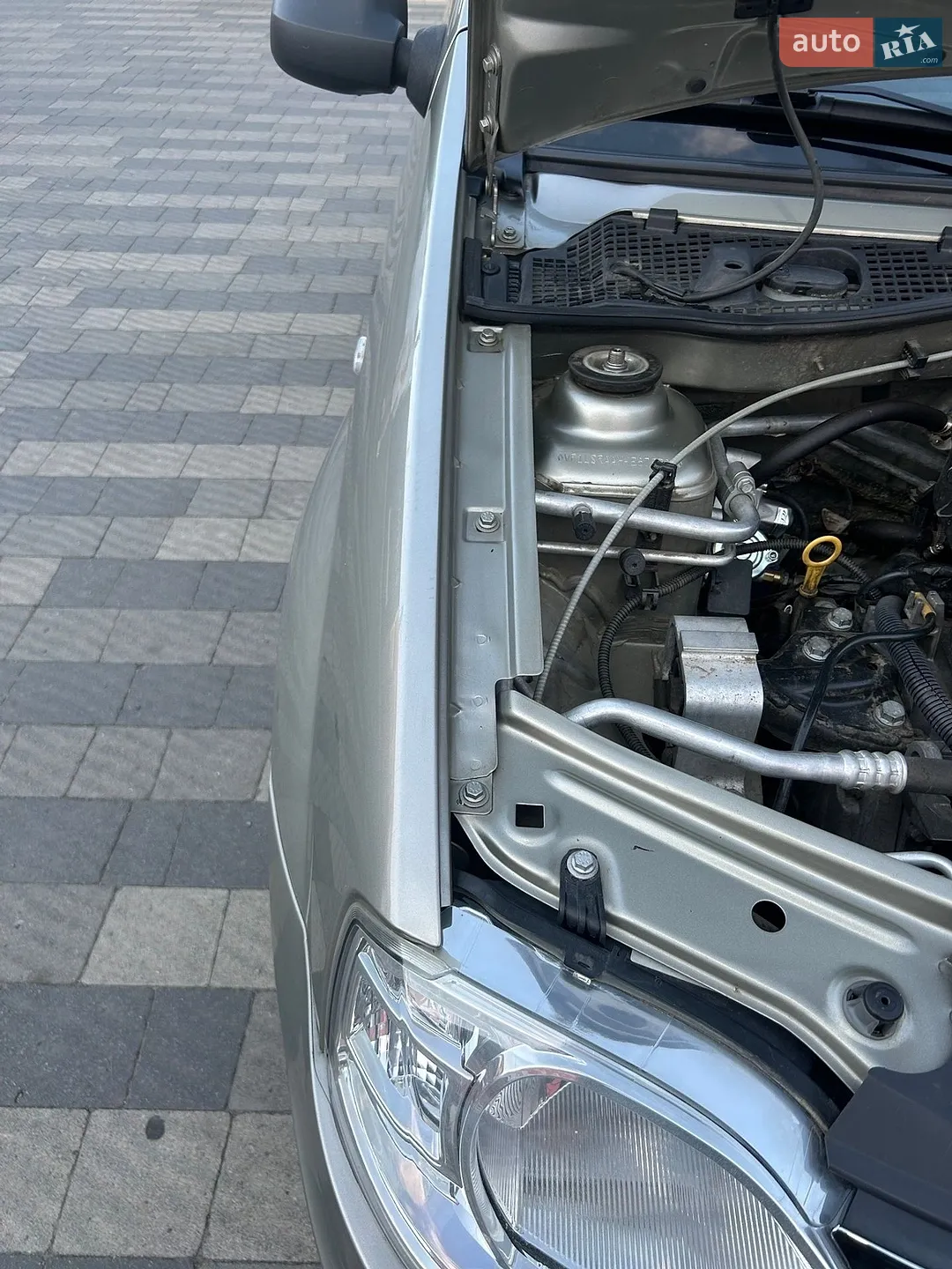 2010 Renault Logan - мініатюра 30