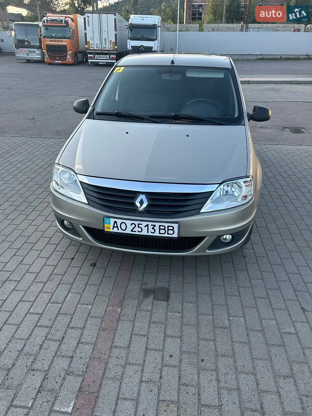 2010 Renault Logan - мініатюра 10
