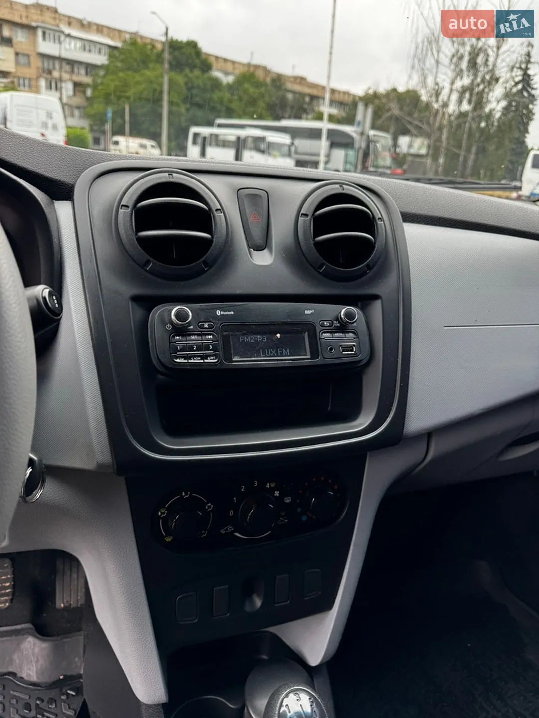 2014 Renault Logan - мініатюра 21