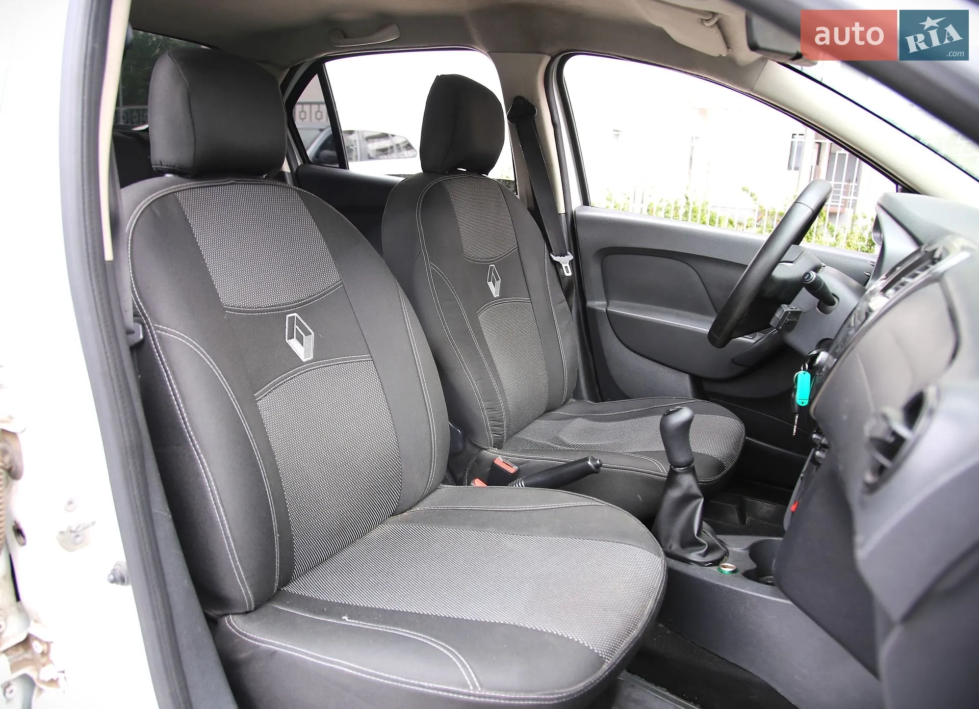 2020 Renault Logan - мініатюра 10