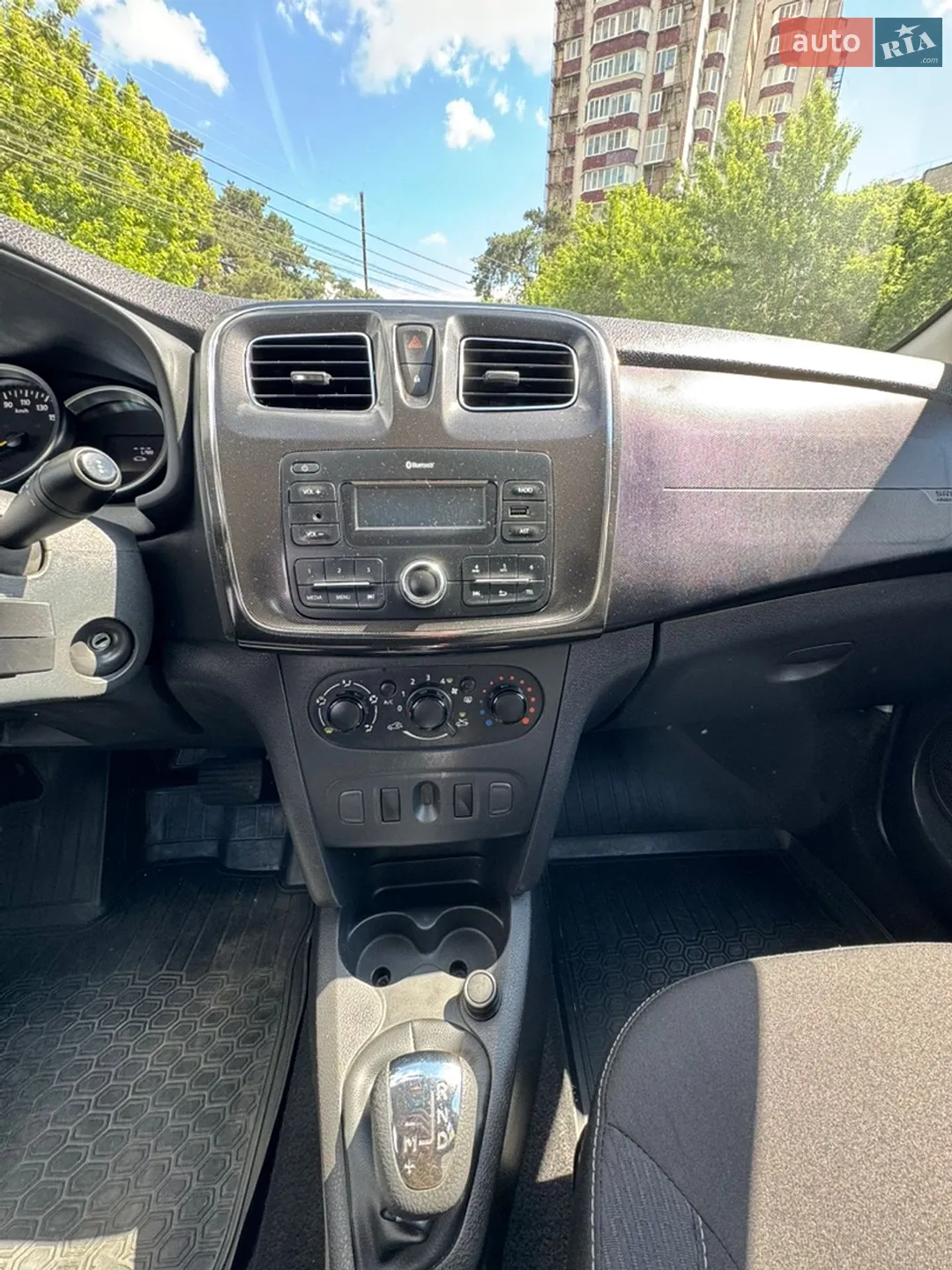 2021 Renault Logan - мініатюра 9