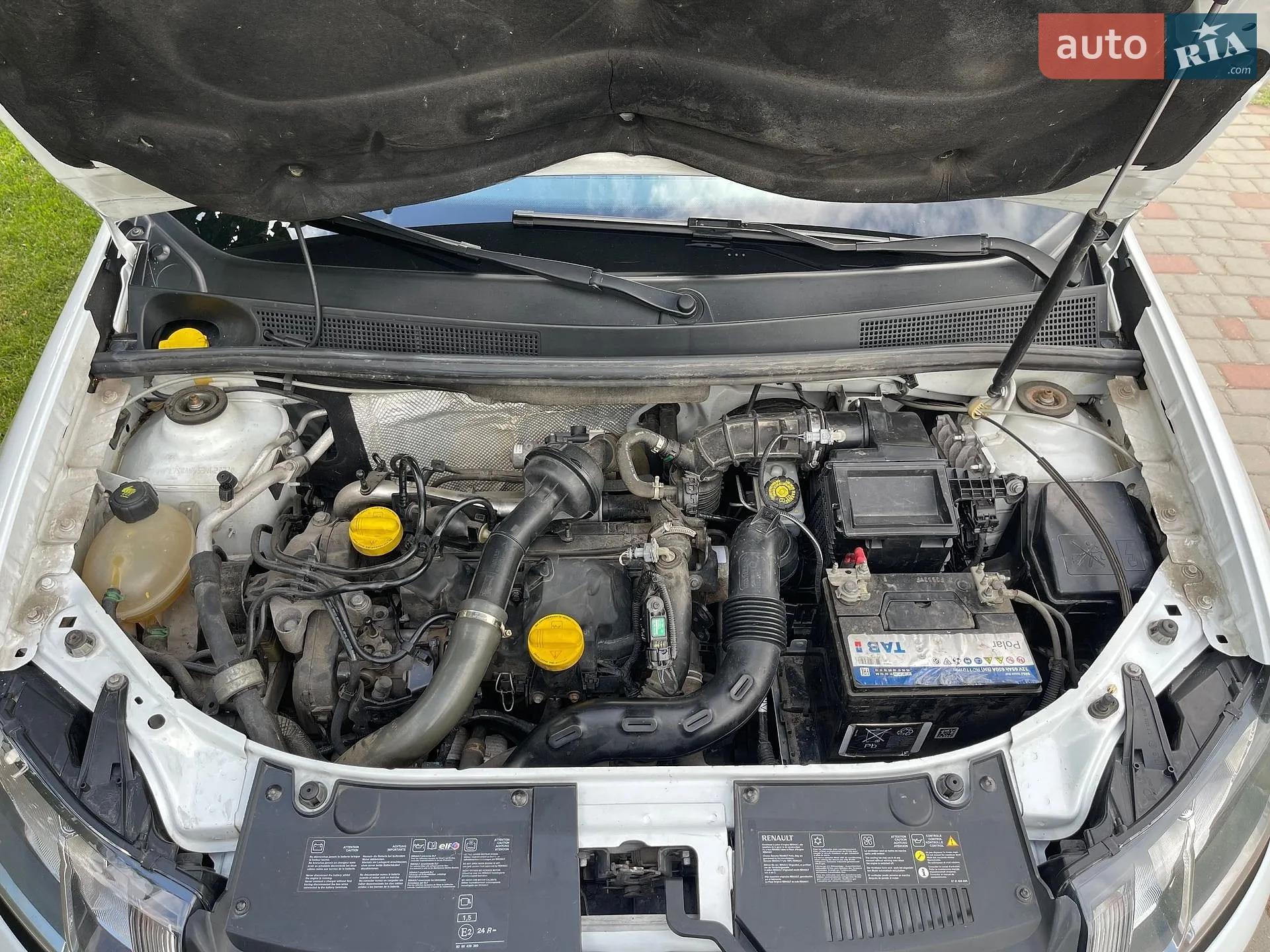 2015 Renault Logan - мініатюра 34