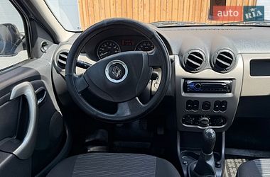 Седан Renault Logan 2011 в Львові