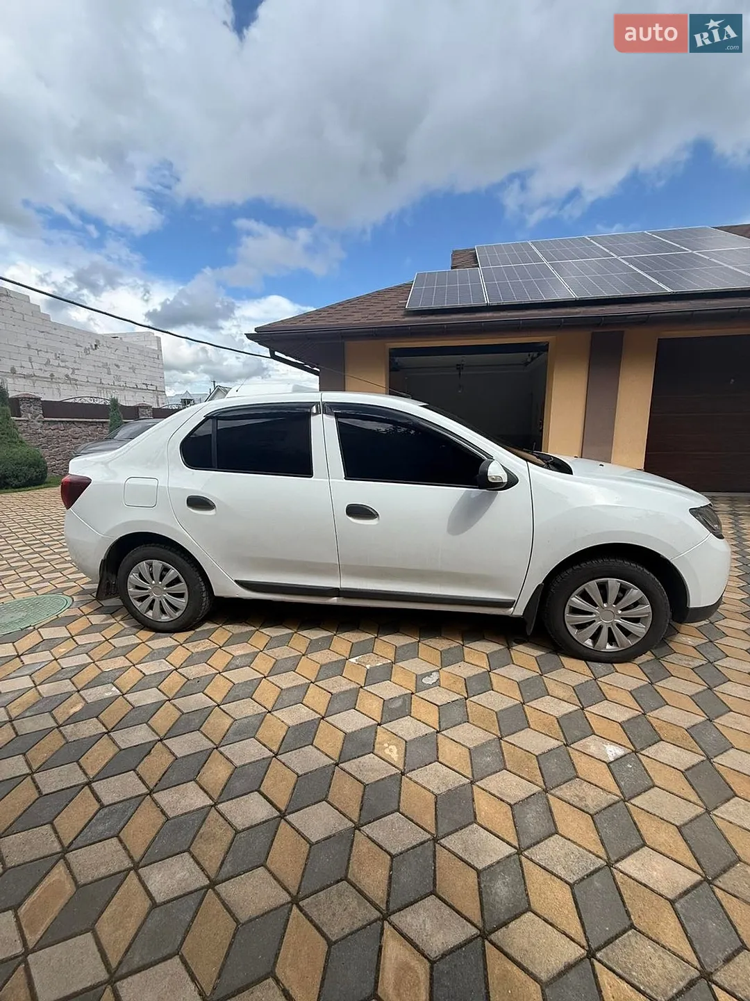 2018 Renault Logan - мініатюра 7