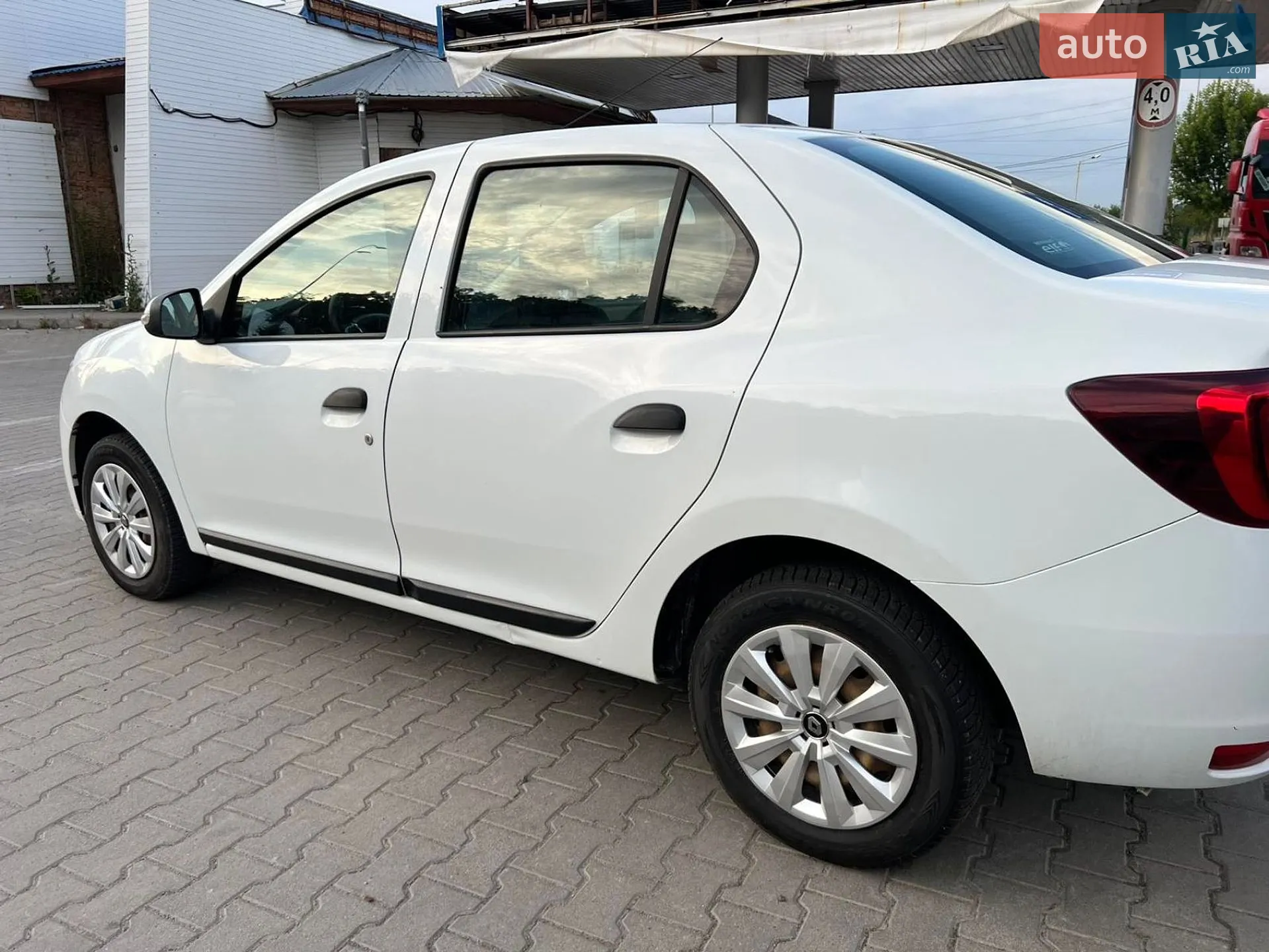 2018 Renault Logan - мініатюра 11