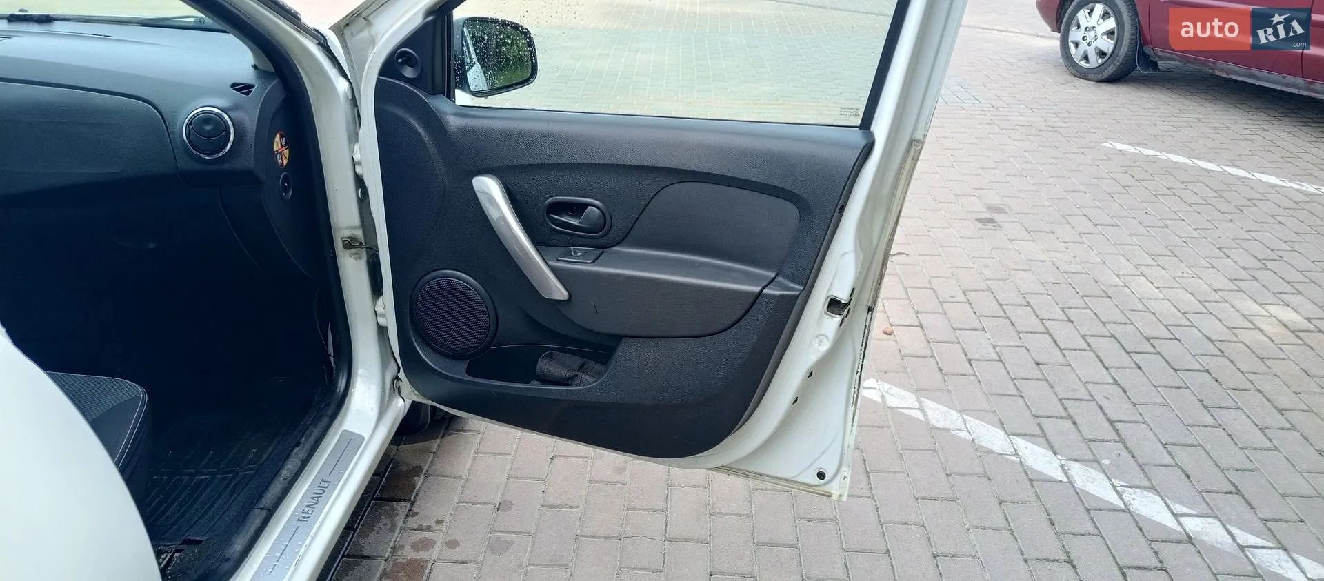 2013 Renault Logan - мініатюра 12