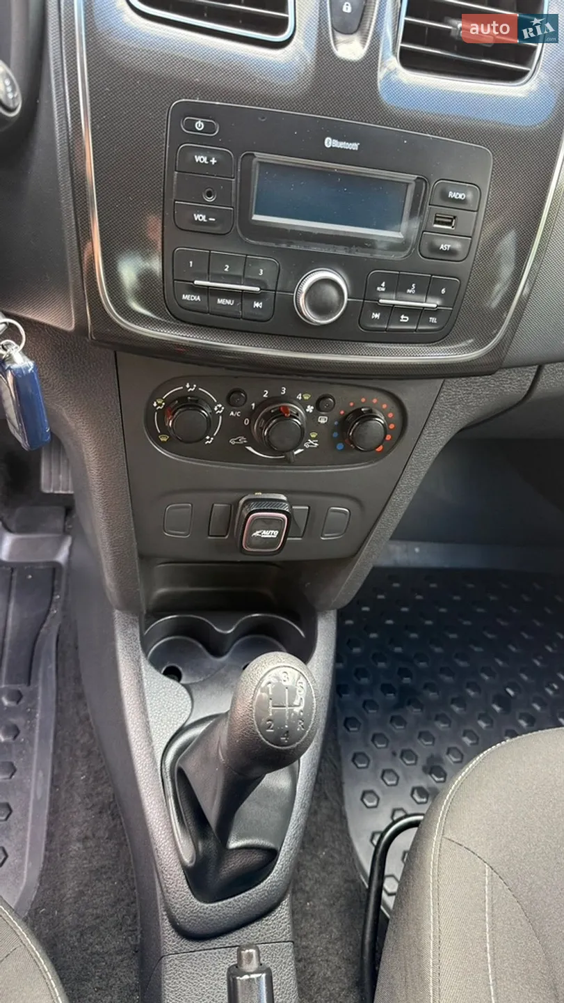 2019 Renault Logan - мініатюра 12