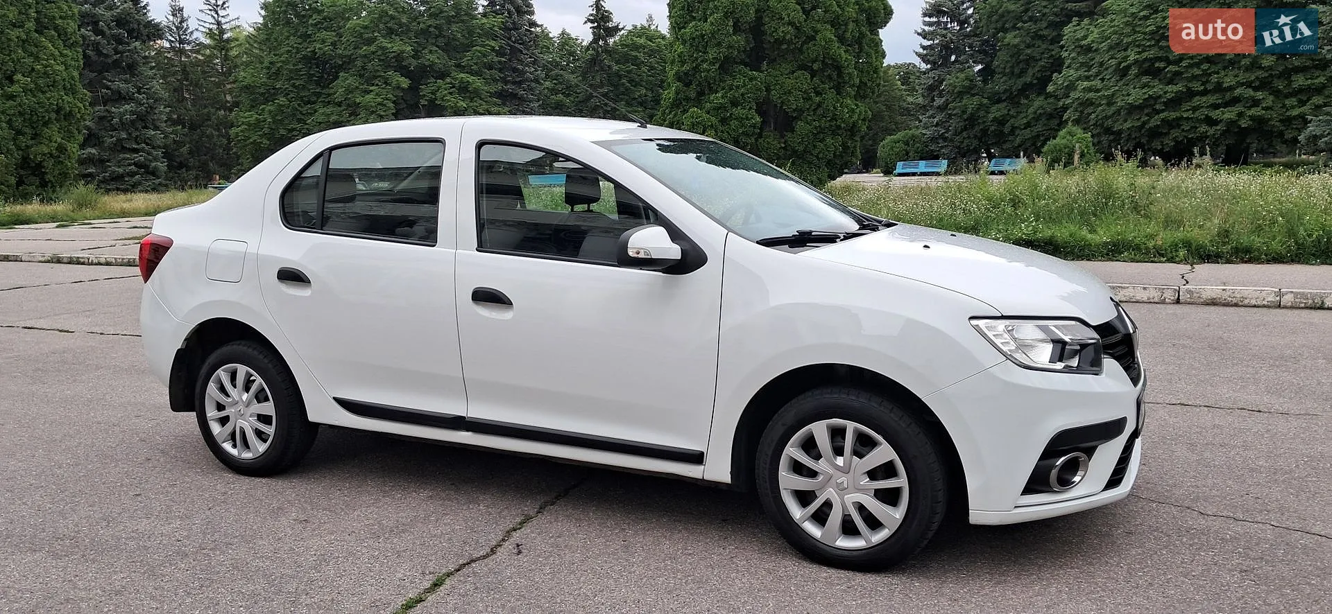 2018 Renault Logan - мініатюра 3