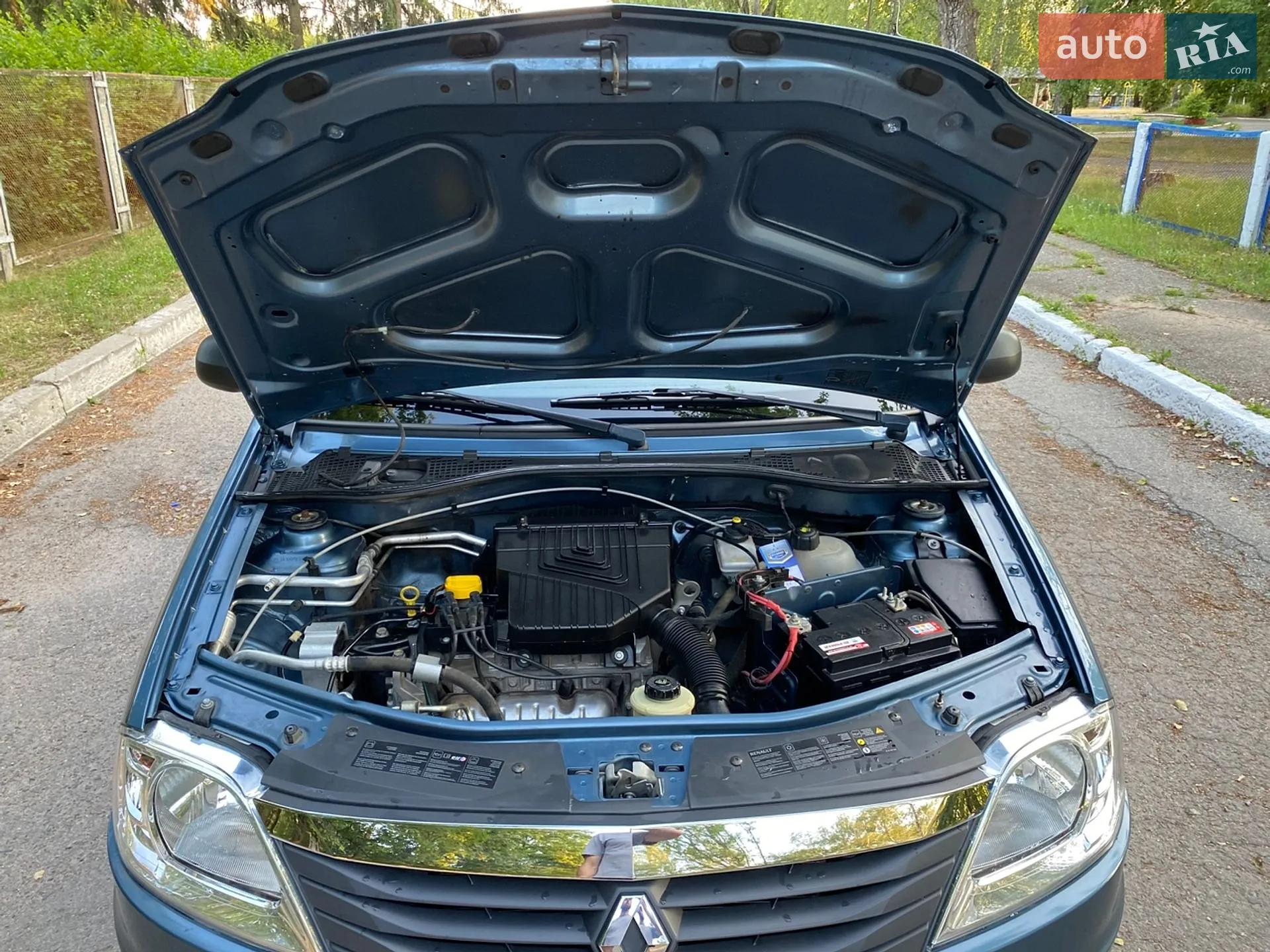 2012 Renault Logan - мініатюра 22