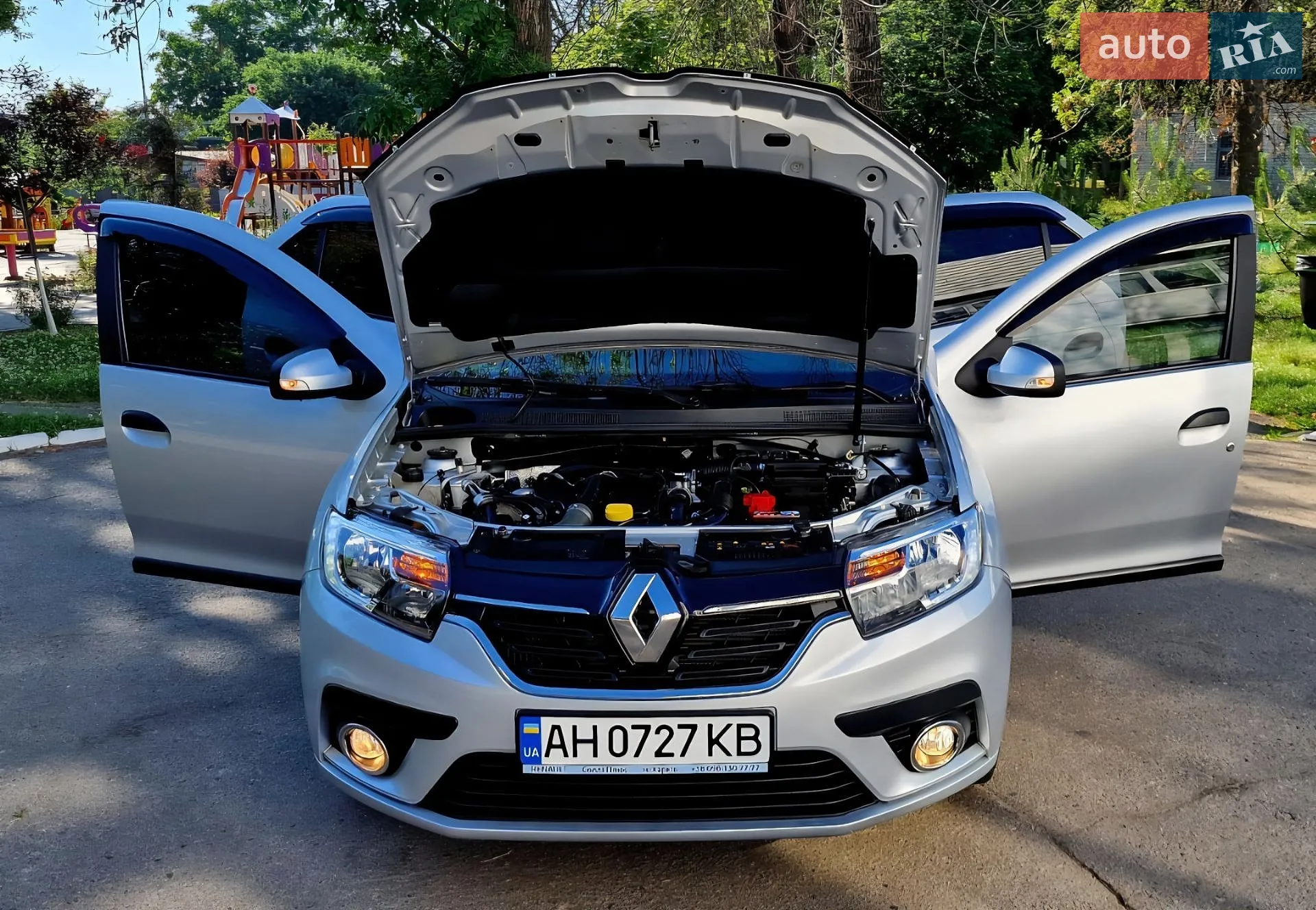 2017 Renault Logan - мініатюра 28