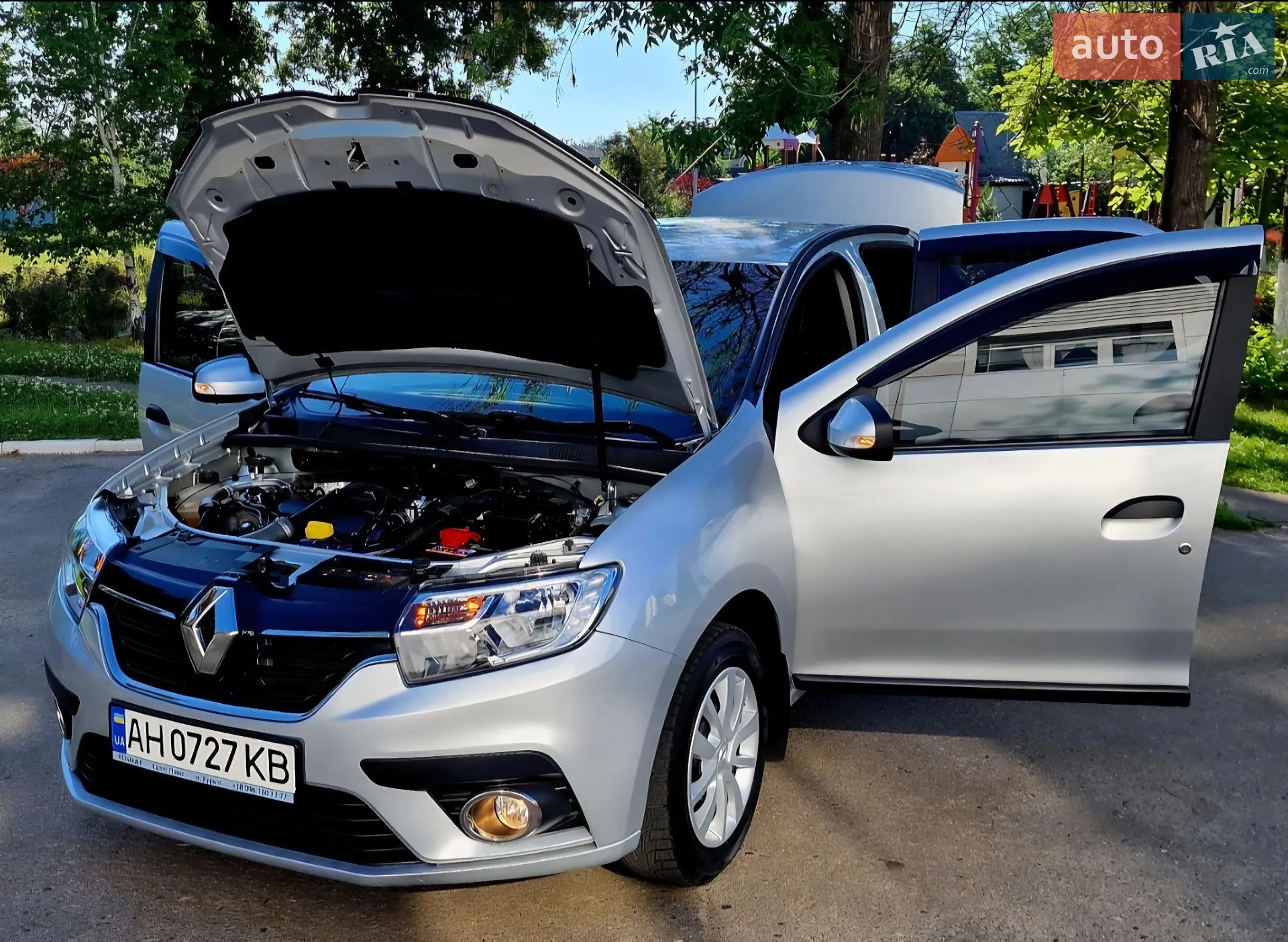 2017 Renault Logan - мініатюра 29