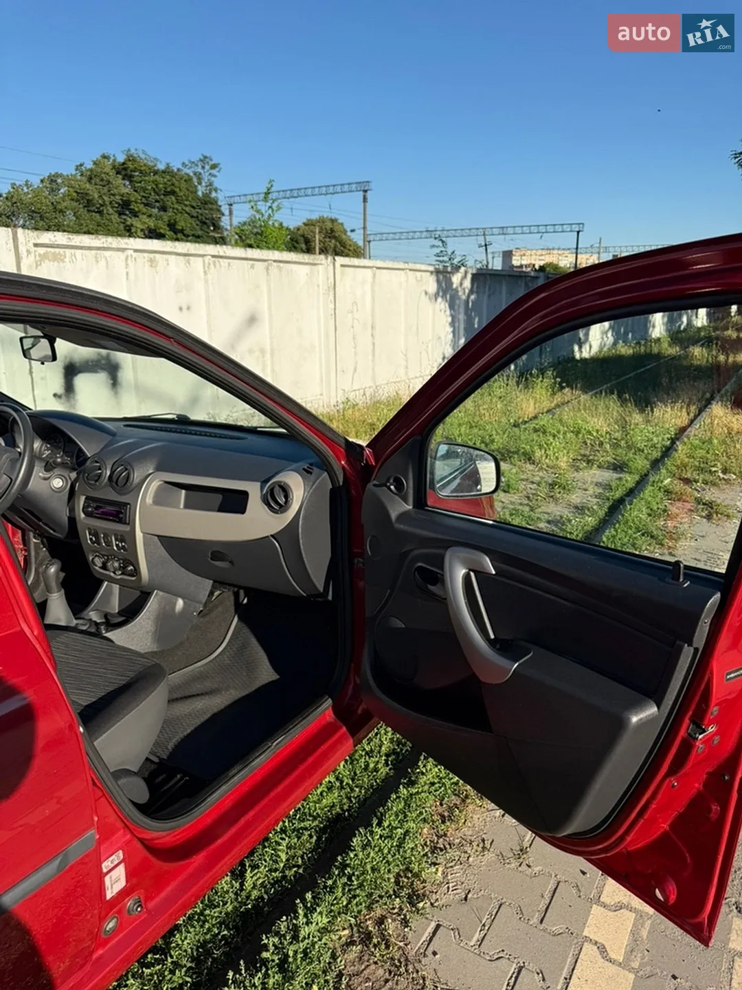 2012 Renault Logan - мініатюра 15