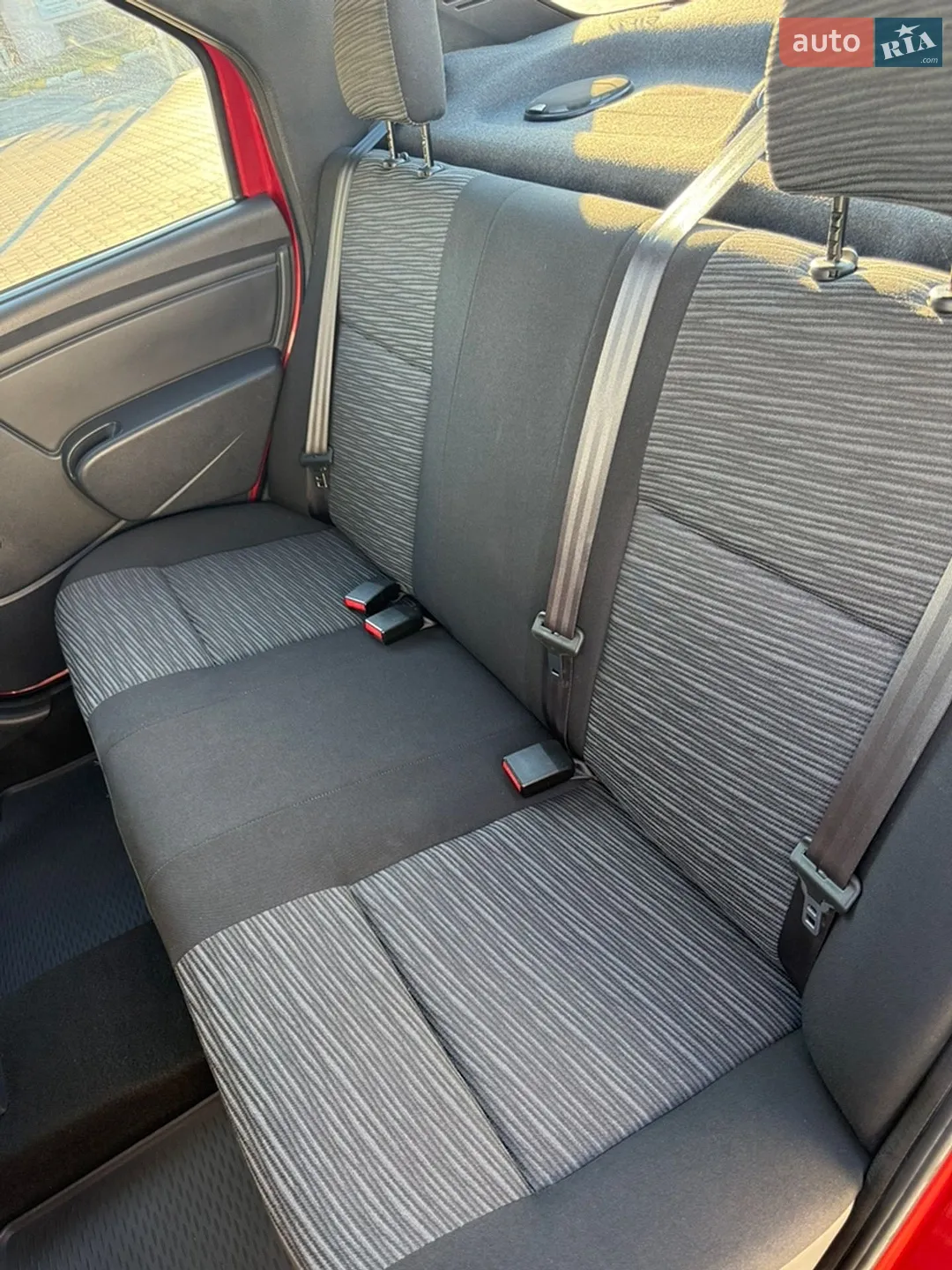 2012 Renault Logan - мініатюра 25