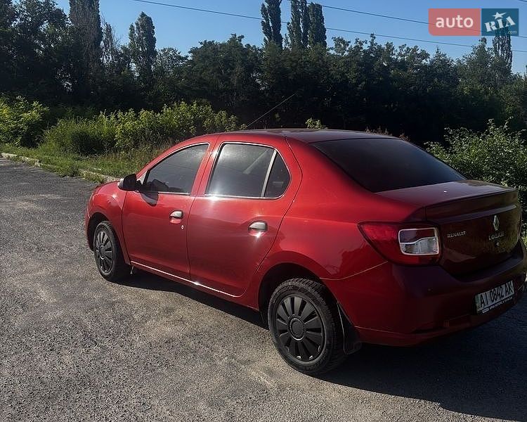 Renault Logan 2013