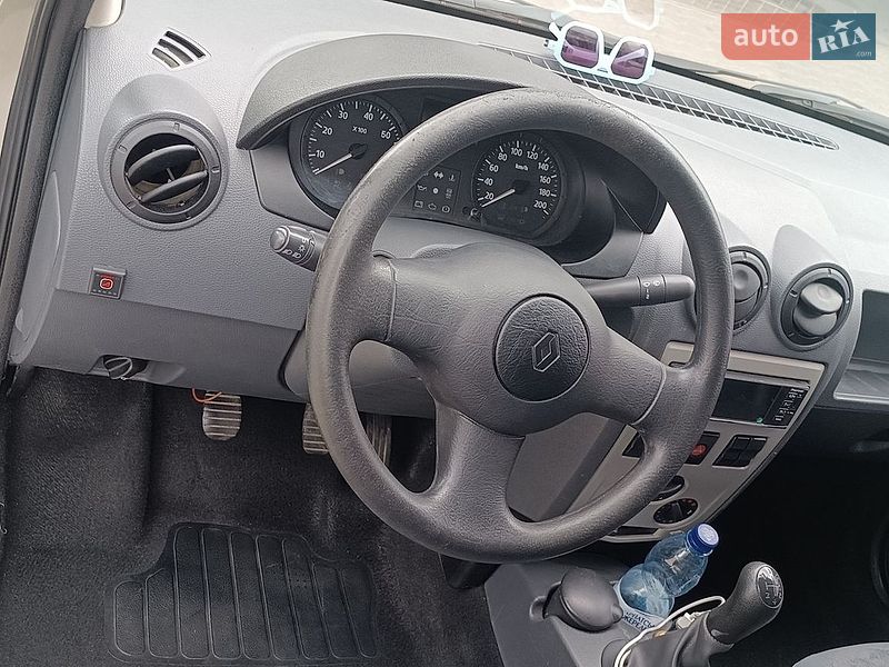 Универсал Renault Logan 2009 в Святопетровское фото 12 Универсал Renault Logan 2009 в Святопетровское
