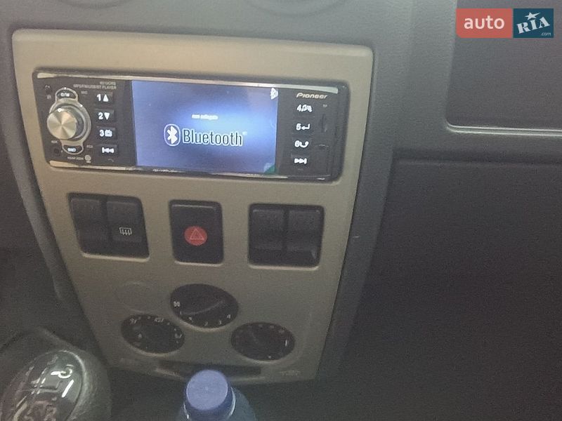 Универсал Renault Logan 2009 в Святопетровское фото 15 Универсал Renault Logan 2009 в Святопетровское