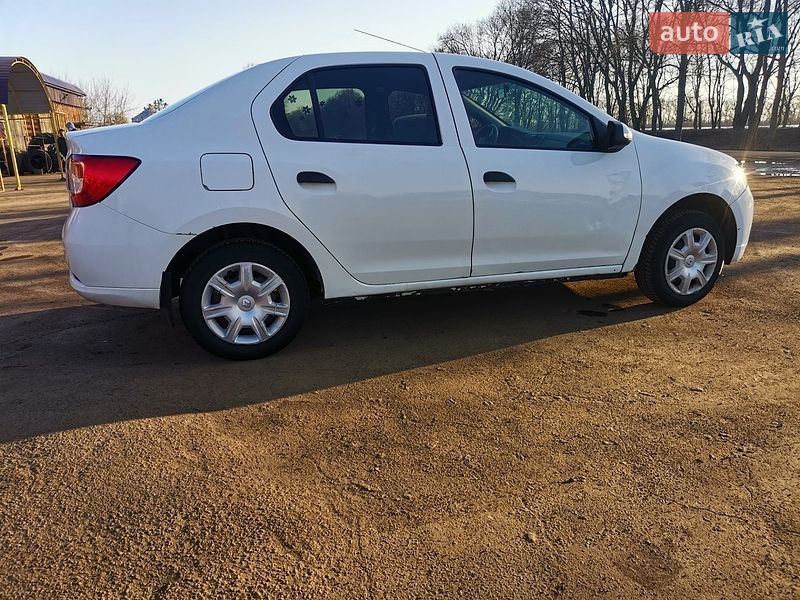 Седан Renault Logan 2015 в Конотопе