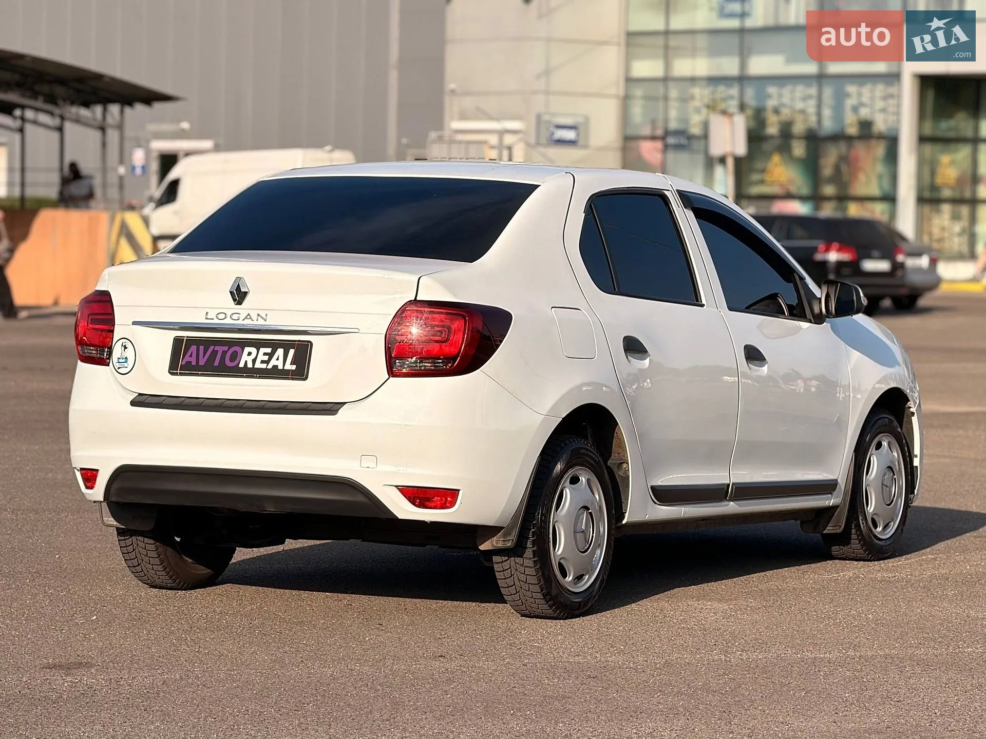 2020 Renault Logan - мініатюра 19