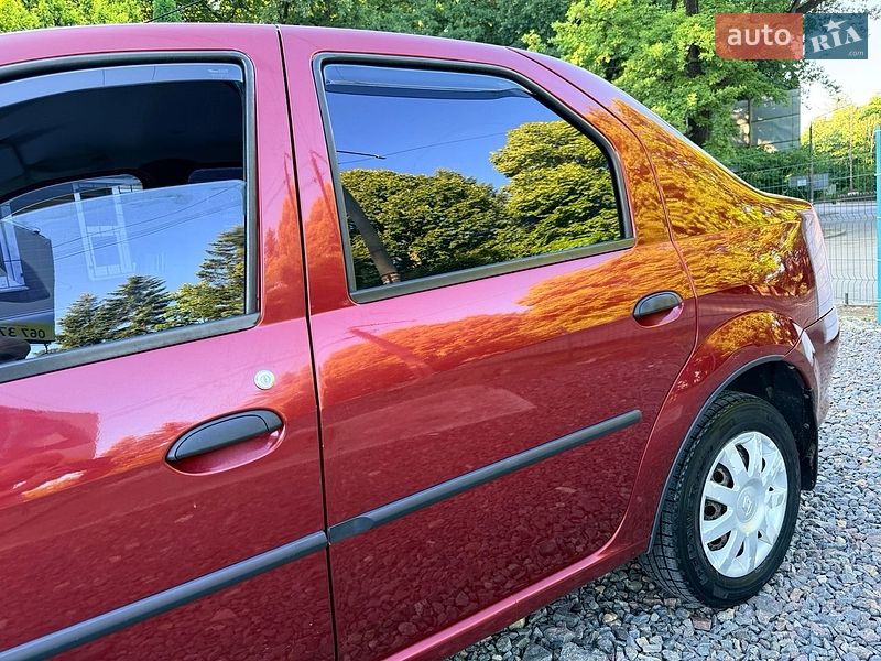 Седан Renault Logan 2011 в Трускавці