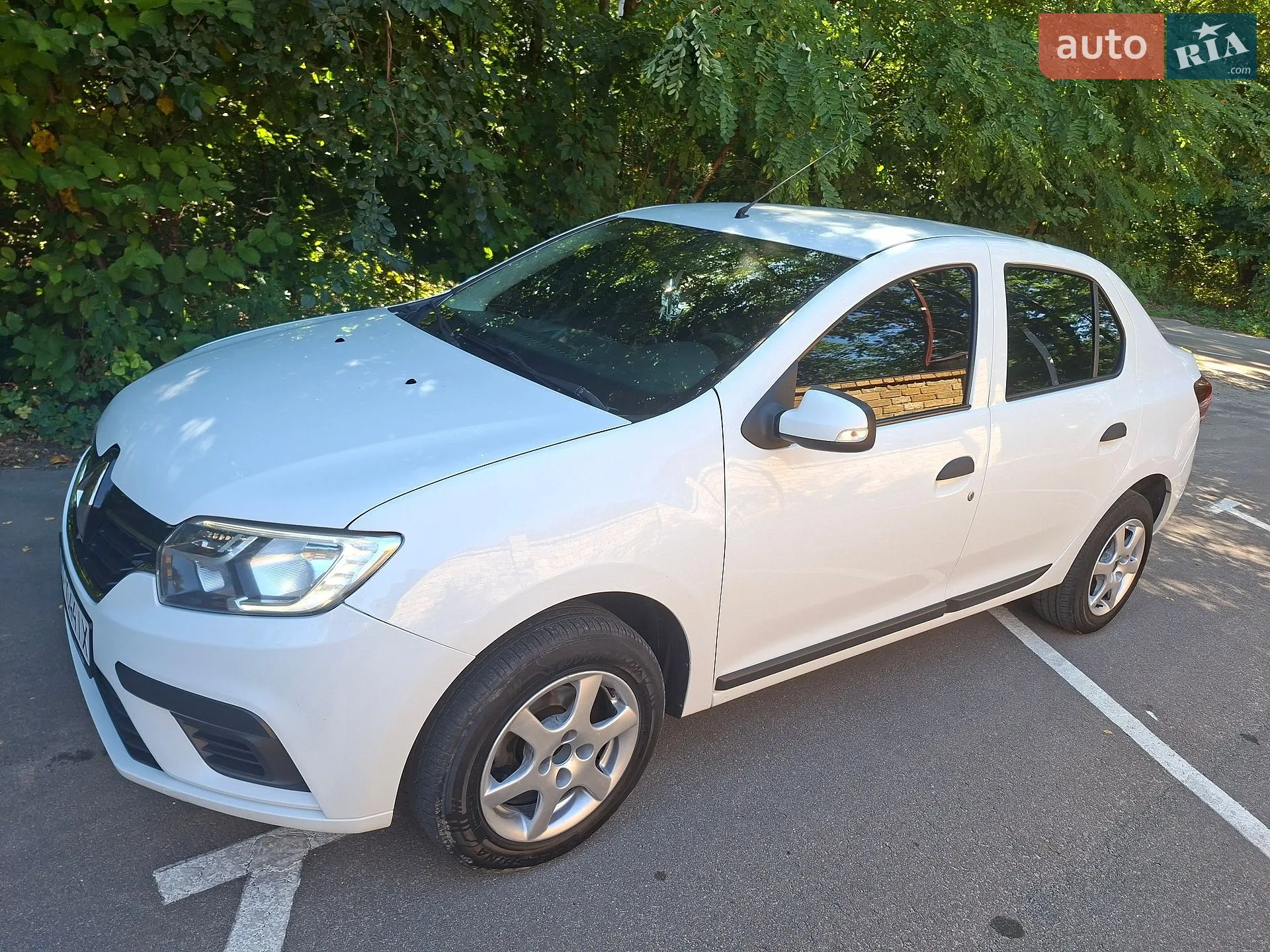 2019 Renault Logan - мініатюра 17