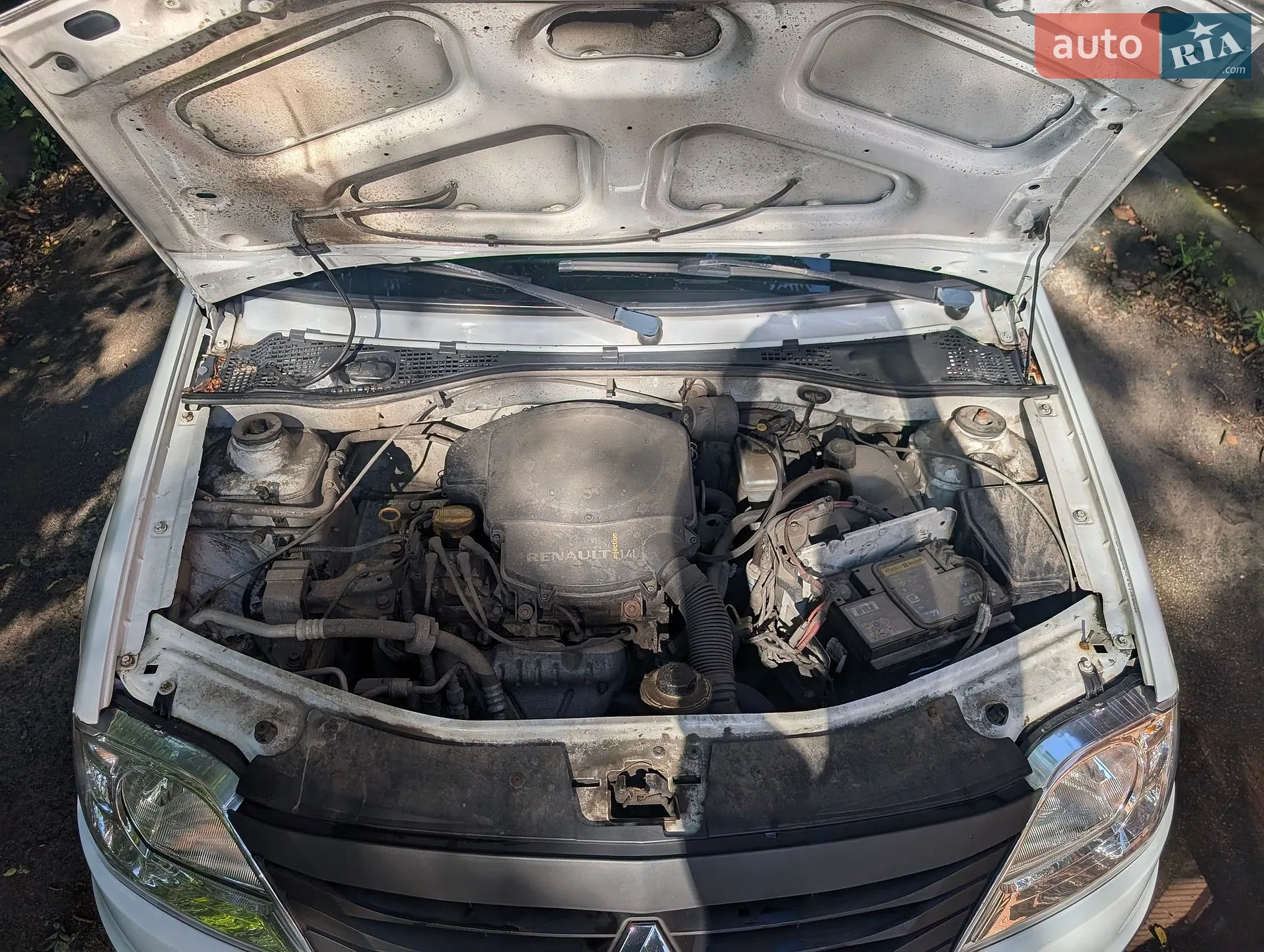 2011 Renault Logan - мініатюра 21