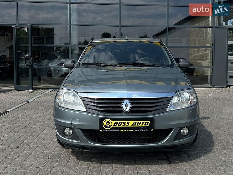 Седан Renault Logan 2011 в Івано-Франківську
