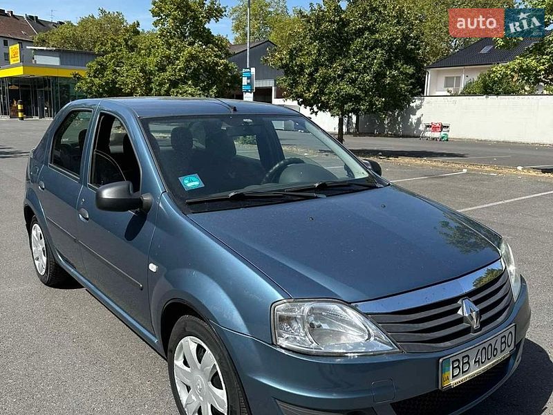 Renault Logan 2009