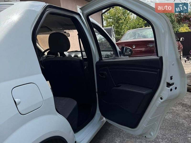 Седан Renault Logan 2011 в Монастырище фото 10 Седан Renault Logan 2011 в Монастырище