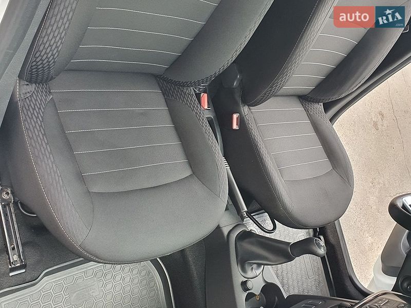 Седан Renault Logan 2020 в Киеве фото 8 Седан Renault Logan 2020 в Киеве