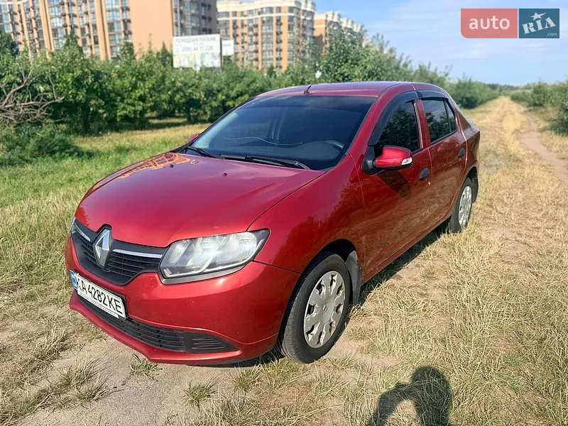 Renault Logan 2013