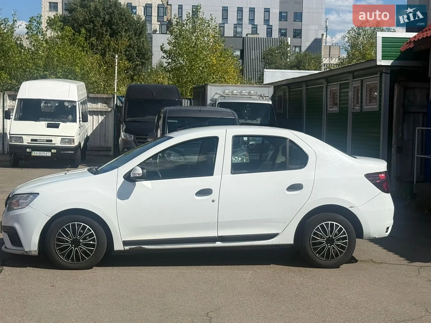 2019 Renault Logan - мініатюра 4
