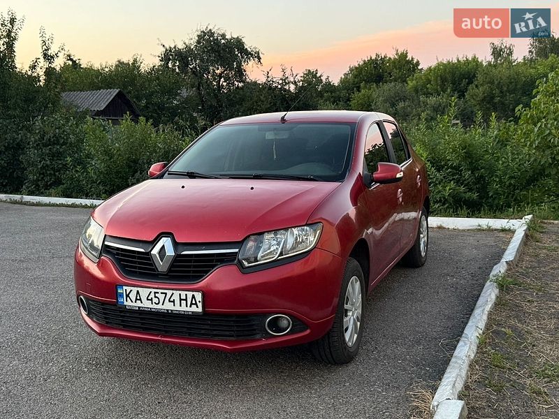Renault Logan 2013