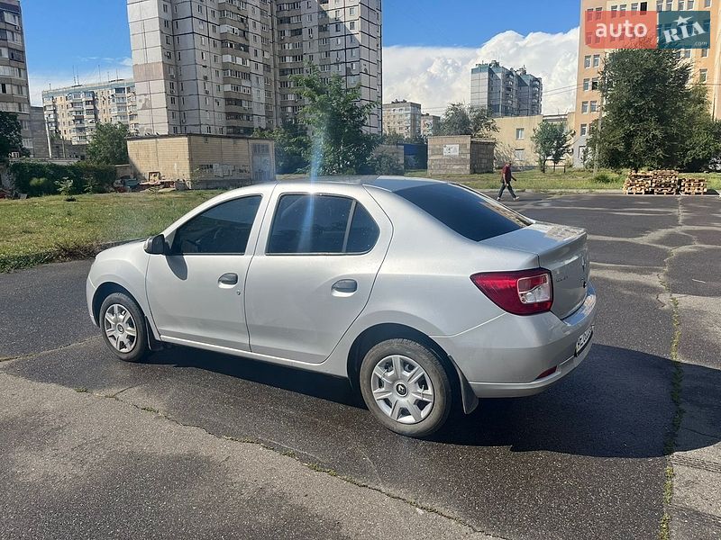 Седан Renault Logan 2015 в Кривому Розі