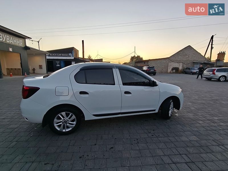 Седан Renault Logan 2019 в Киеве