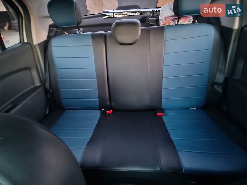 Седан Renault Logan 2019 в Киеве