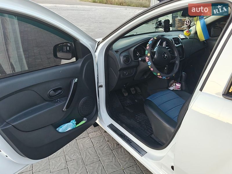 Седан Renault Logan 2019 в Киеве