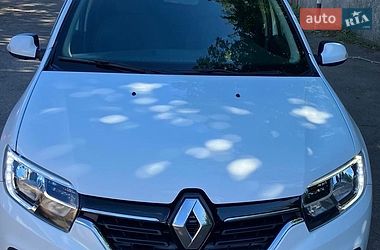 renault logan 2020 в Кривий Ріг від професійного продавця Михайло