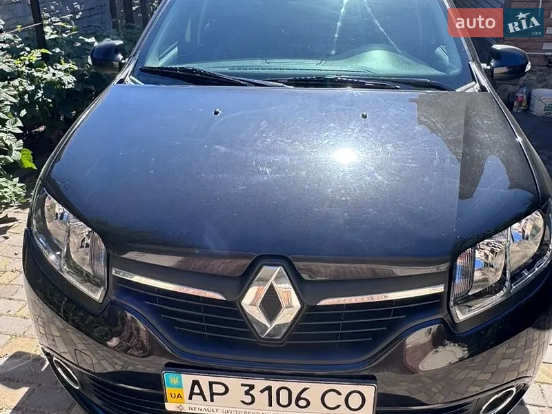 Renault Logan 2013