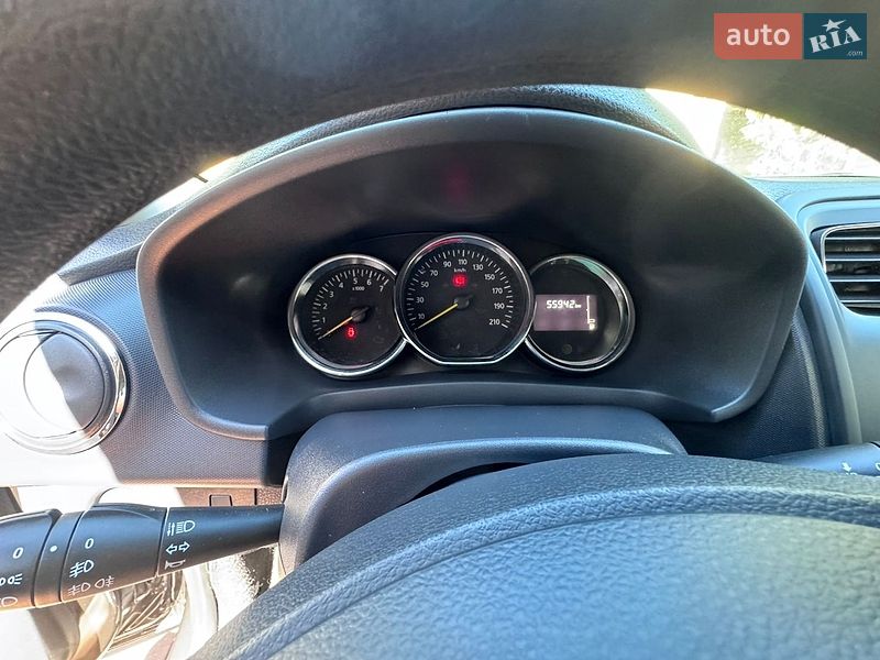 Седан Renault Logan 2013 в Запорожье
