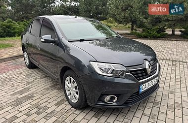 Седан Renault Logan 2017 в Каменке Седан Renault Logan 2017 в Каменке