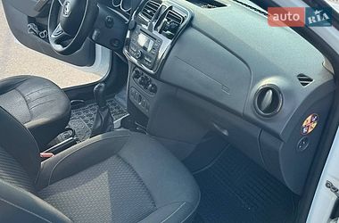 Седан Renault Logan 2017 в Львове фото 33 Седан Renault Logan 2017 в Львове