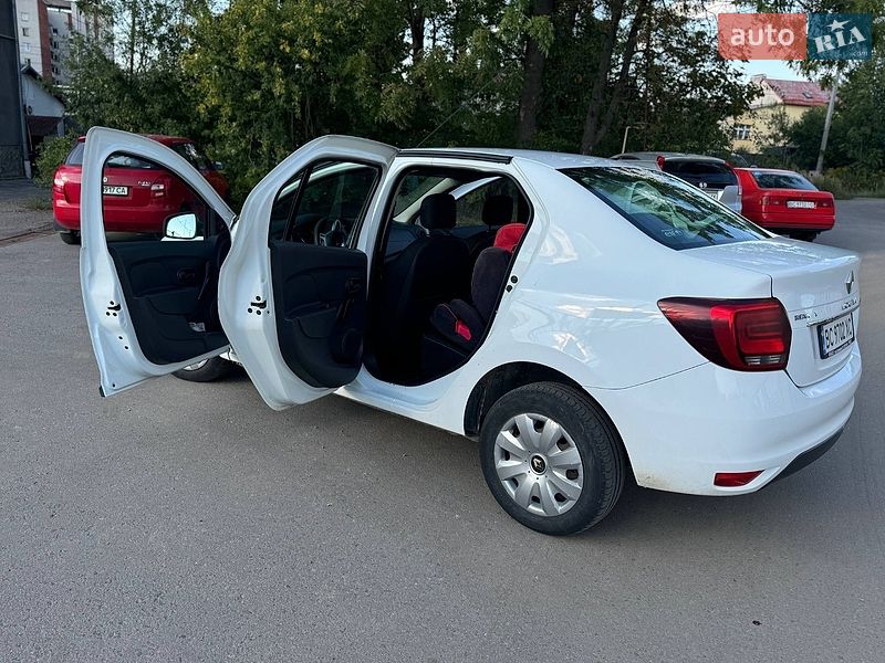 Седан Renault Logan 2017 в Львове фото 32 Седан Renault Logan 2017 в Львове
