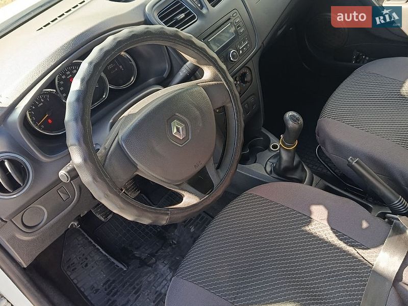 Седан Renault Logan 2015 в Львове фото 5 Седан Renault Logan 2015 в Львове