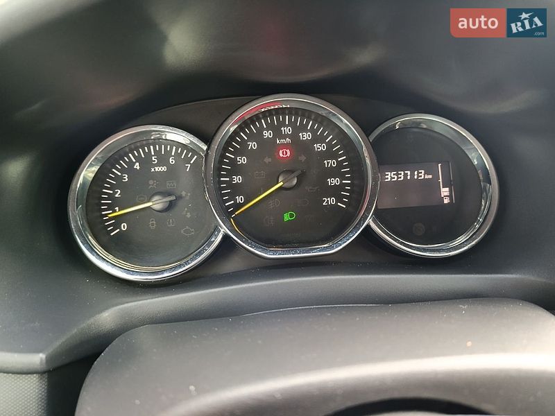 Седан Renault Logan 2015 в Львове фото 14 Седан Renault Logan 2015 в Львове